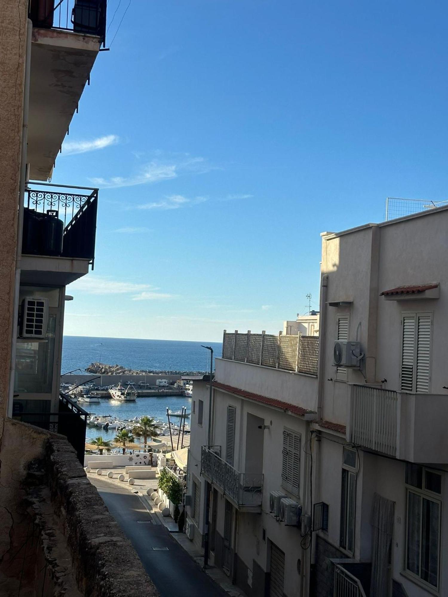 Porto Di Mare *
